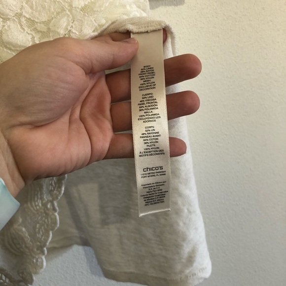 Chico’s‎ lace top - Picture 4 of 5